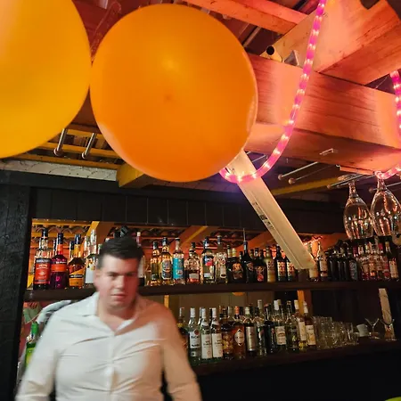 Und Bierstuebchen Hotel Heiningen