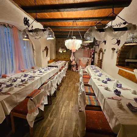 Hotel Und Bierstuebchen Heiningen